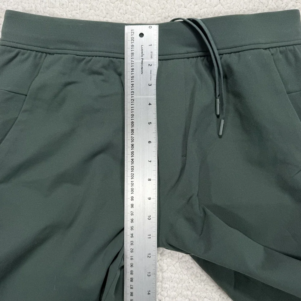 Lululemon ABC Pants Men's M Green Athletic Travel‎ Stretch Casual Athleisure